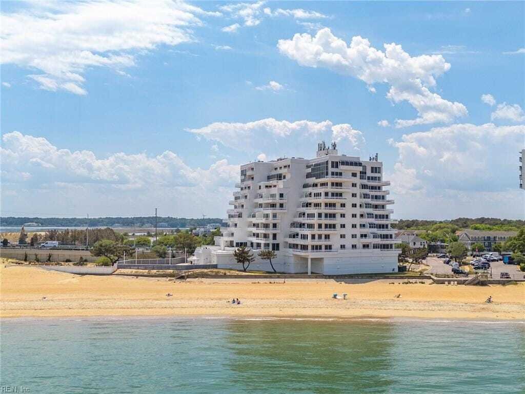 Condo in Virginia Beach, Virginia, United States 1 - 18628285