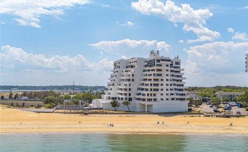 Condo in Virginia Beach, Virginia, United States 1