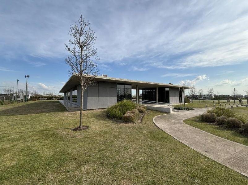 Land in Tigre, Buenos Aires Province, Argentina 1 - 18627140