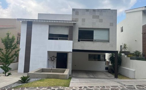 House in Ciudad López Mateos, State of Mexico, Mexico 1