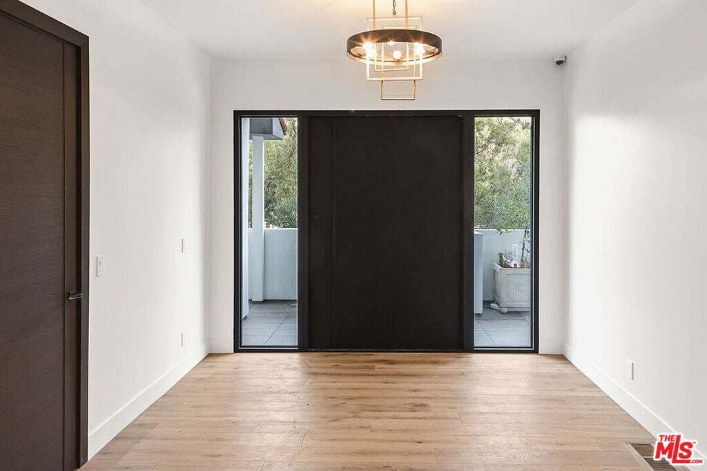 House in Los Angeles, California, United States 3 - 18629352
