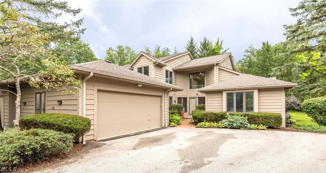 Condo in Pepper Pike, Ohio, United States 1 - 18629598