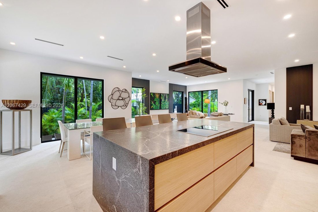 House in Miami, Florida, United States 4 - 18626379