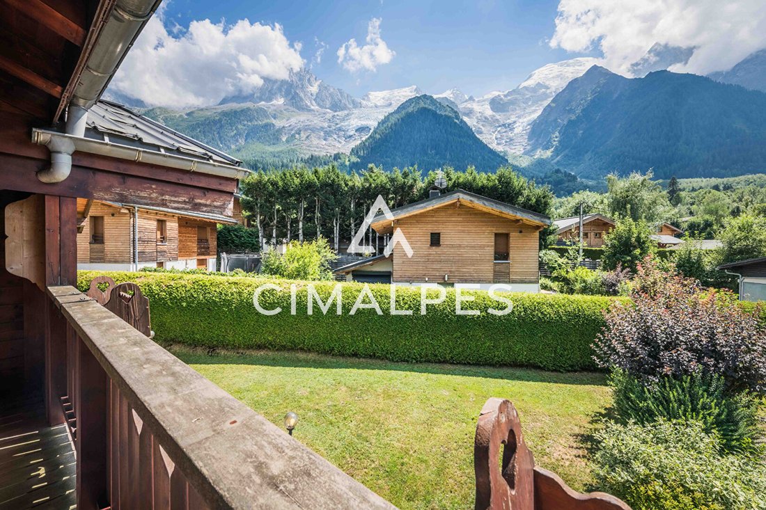 Villa in Chamonix-Mont-Blanc, Auvergne-Rhône-Alpes, France 1 - 18630275