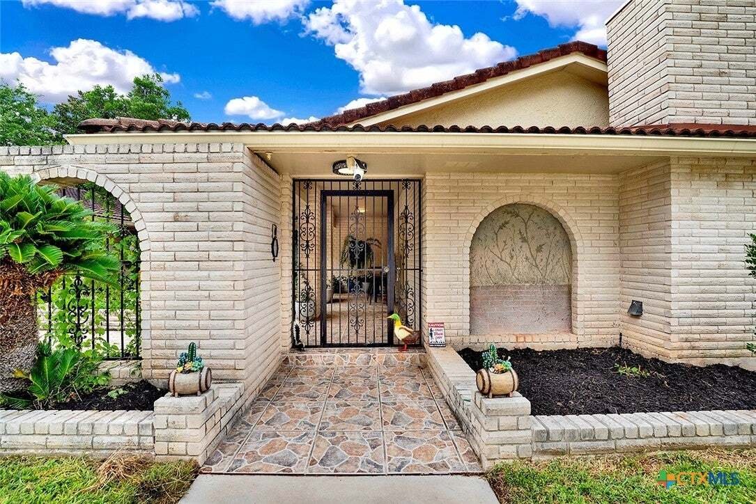 House in Seguin, Texas, United States 4 - 18629414