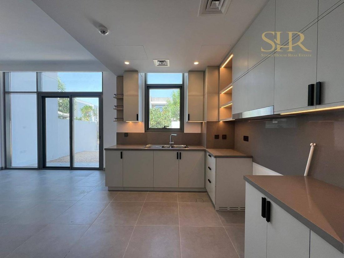 Villa in Wadi Al Safa 5, Wadi Al Safa, Dubai 2 - 18626658