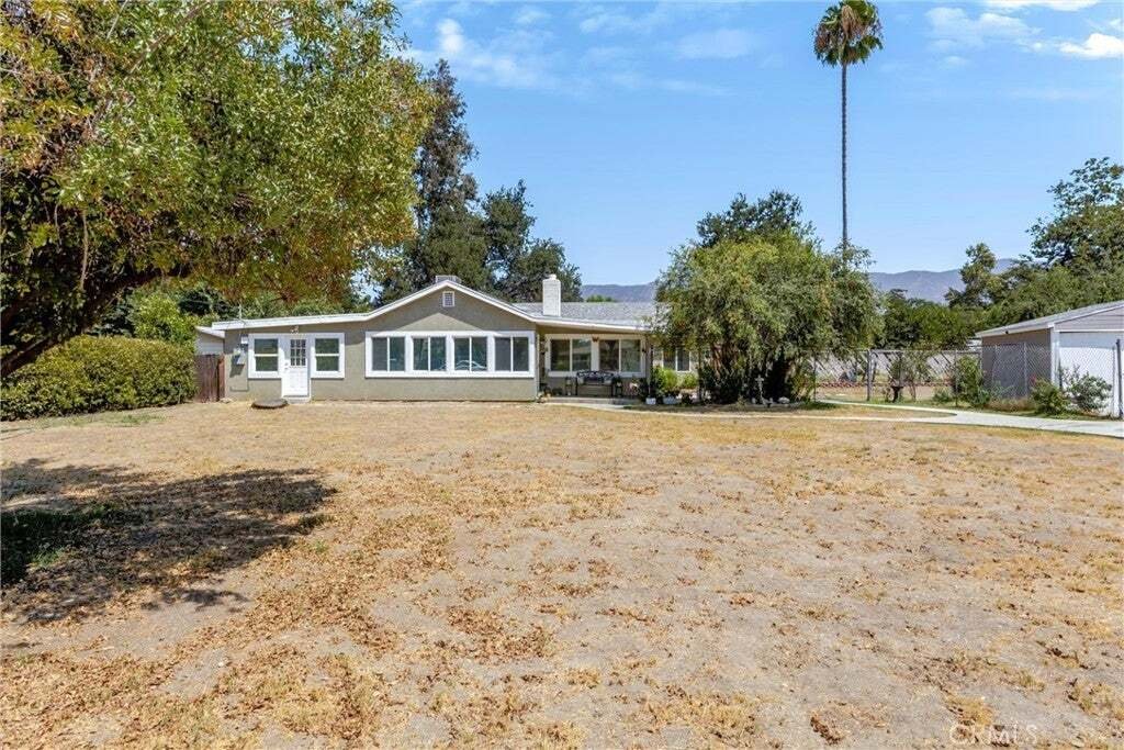 House in San Bernardino, California, United States 3 - 18630036