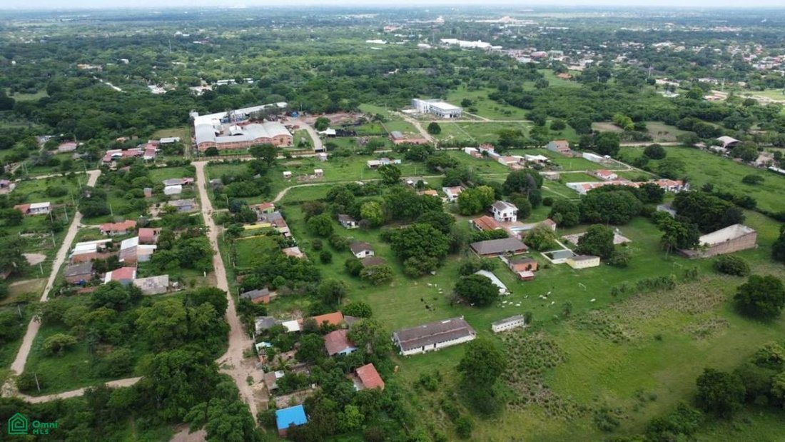 Land in Cotoca, Santa Cruz Department, Bolivia 1 - 17815167