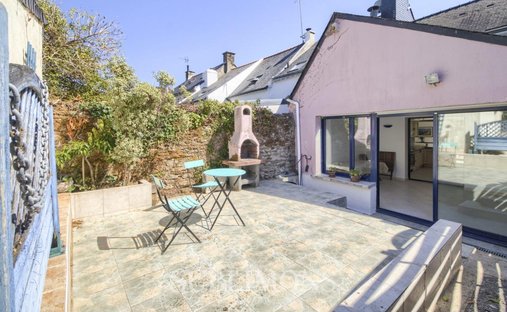 House in Saint-Gildas-de-Rhuys, Brittany, France 1