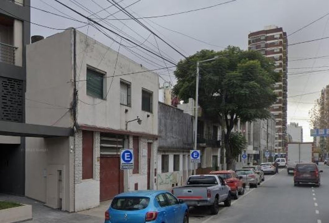 Land in Avellaneda, Buenos Aires Province, Argentina 2 - 18627133