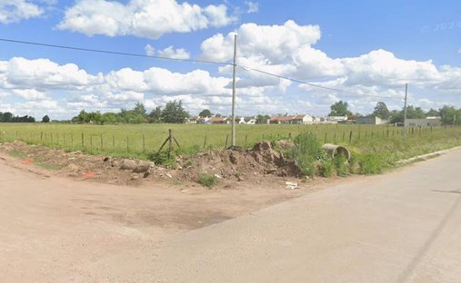 Land in San Carlos de Bolívar, Buenos Aires Province, Argentina 1