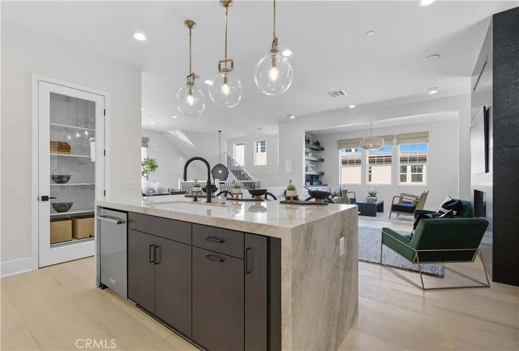 Condo in Montebello, California, United States 5 - 18629159