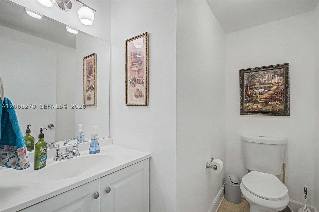 Townhouse in Miami, Florida, United States 4 - 18628333