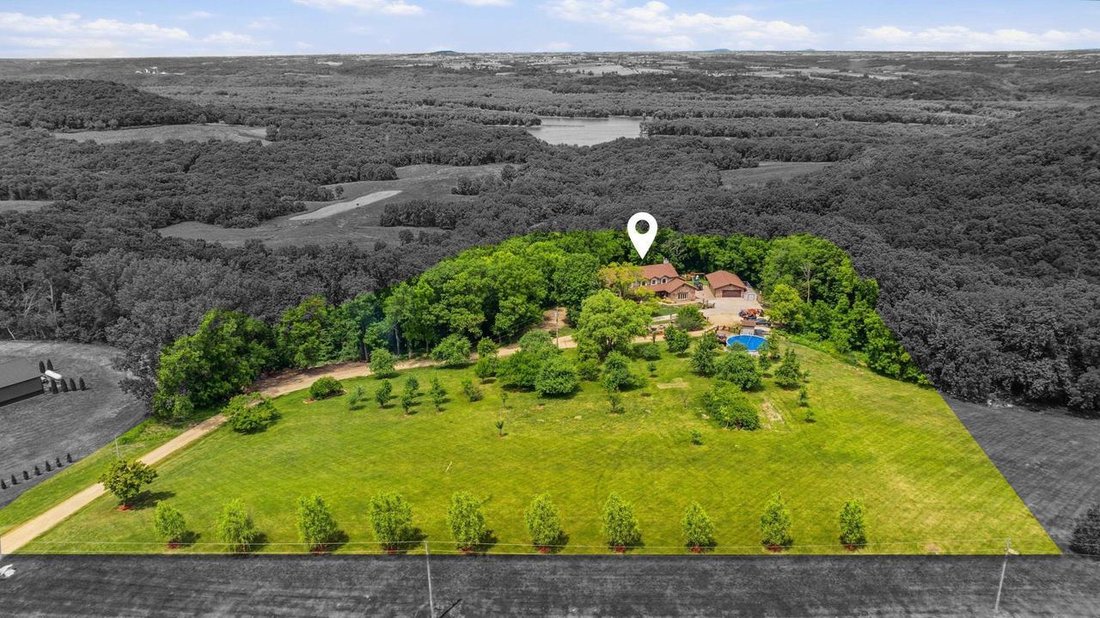 House in Bellevue, Iowa, United States 5 - 18629048