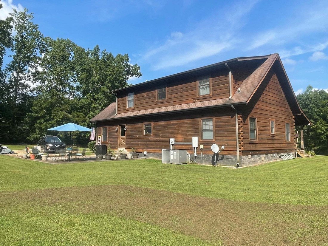 House in McEwen, Tennessee, United States 2 - 18628399