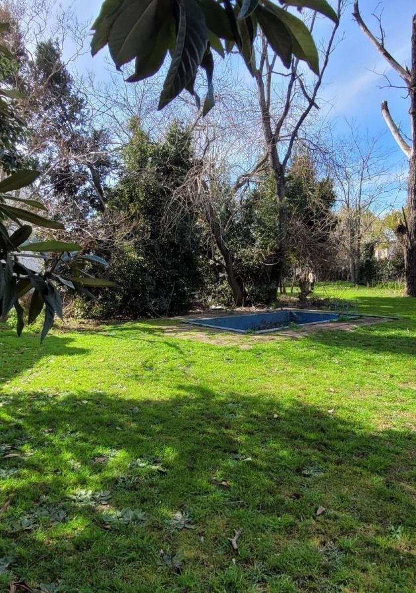Land in Hurlingham, Buenos Aires Province, Argentina 5 - 18627295