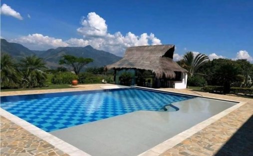 Condo in Tarso, Antioquia, Colombia 1