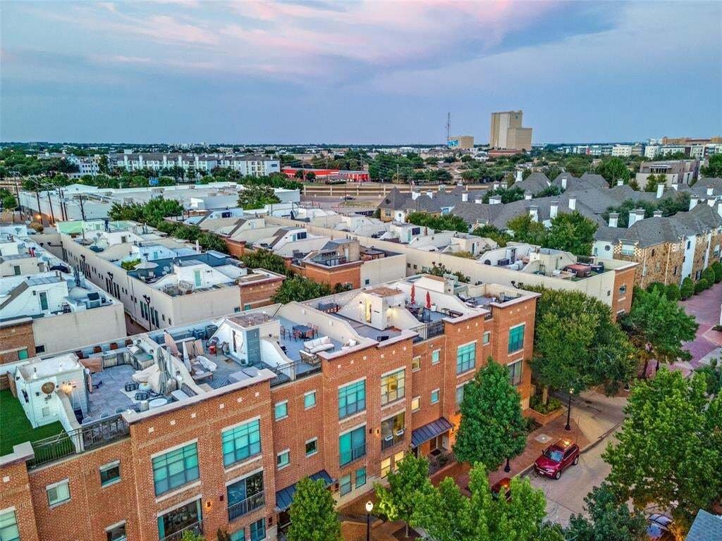 Condo in Dallas, Texas, United States 4 - 18629288