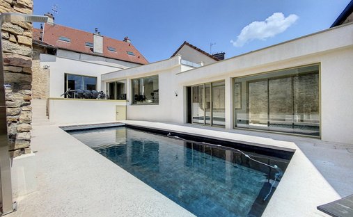 House in Grangier, Dijon, France 1