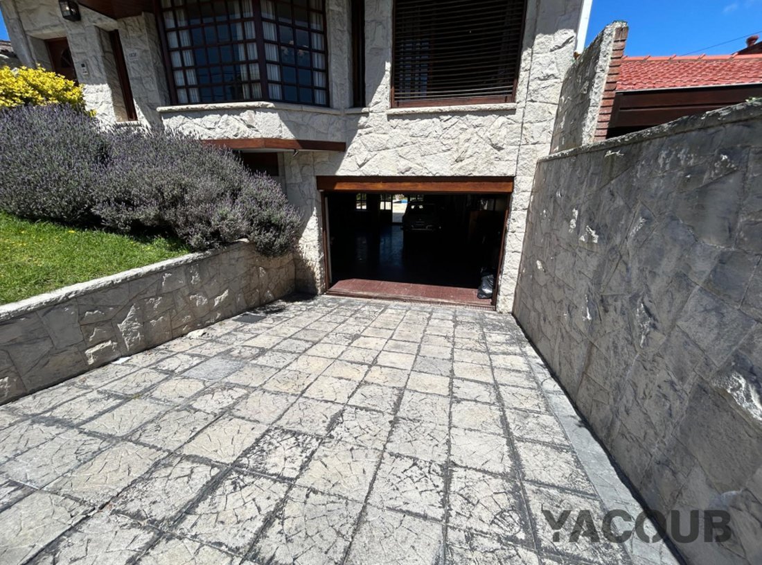 House in Mar del Plata, Buenos Aires Province, Argentina 2 - 18627065