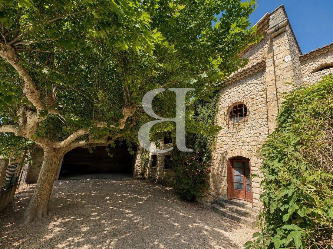 Country House in Nevons-route d'Apt, L'Isle-sur-la-Sorgue, France 3 - 18630527