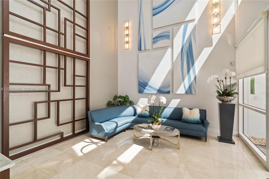 Condo in Miami Beach, Florida, United States 5 - 18627450