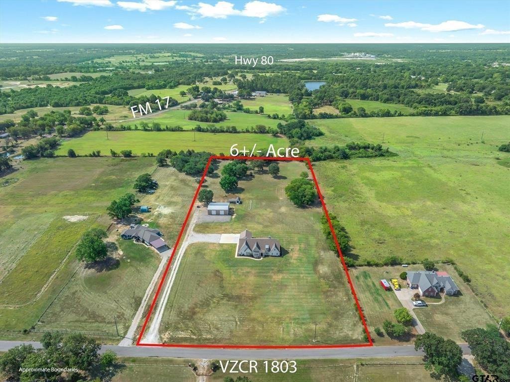 House in Grand Saline, Texas, United States 5 - 18629372