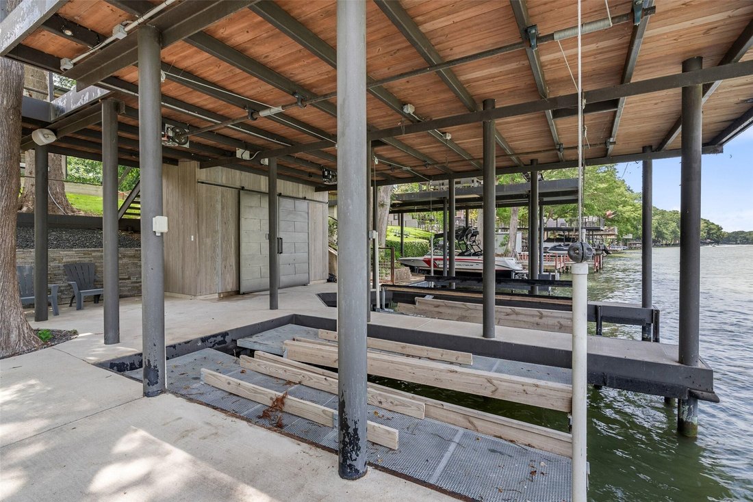 House in McQueeney, Texas, United States 3 - 18628160