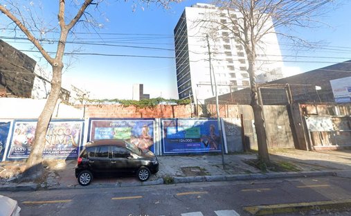 Land in Buenos Aires, Buenos Aires, Argentina 1