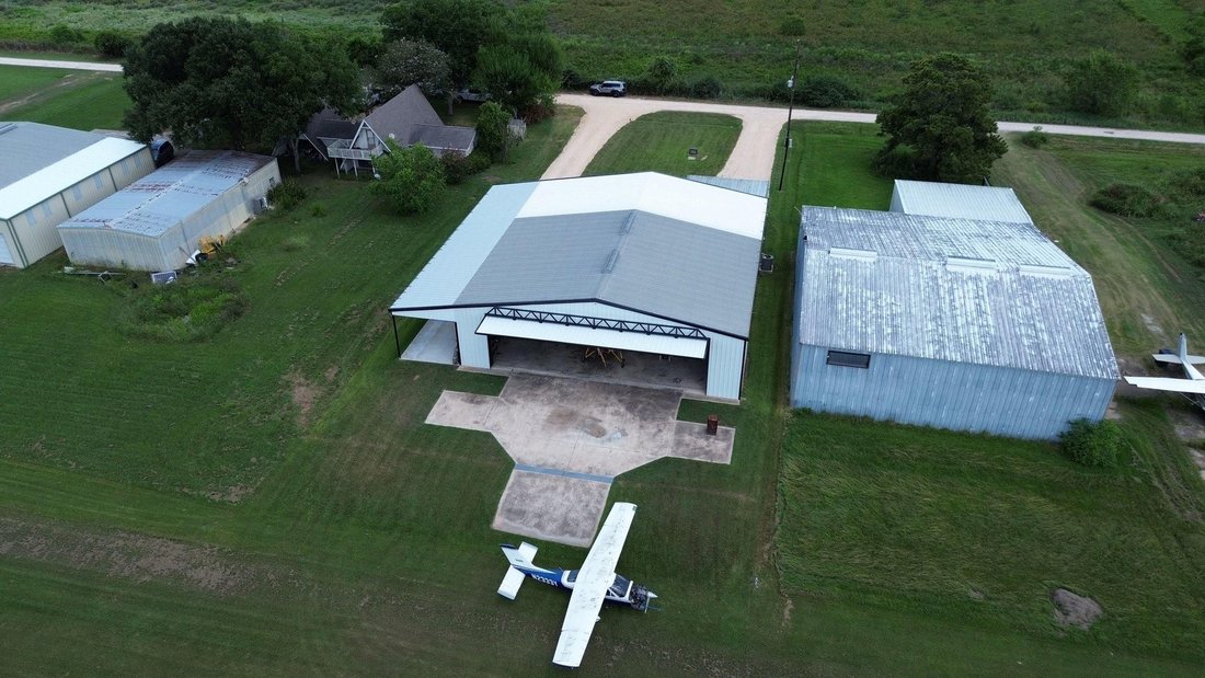 House in Brookshire, Texas, United States 5 - 18628761