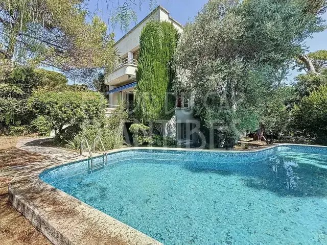 Villa in Fontmerle, Antibes, France 1 - 15900982