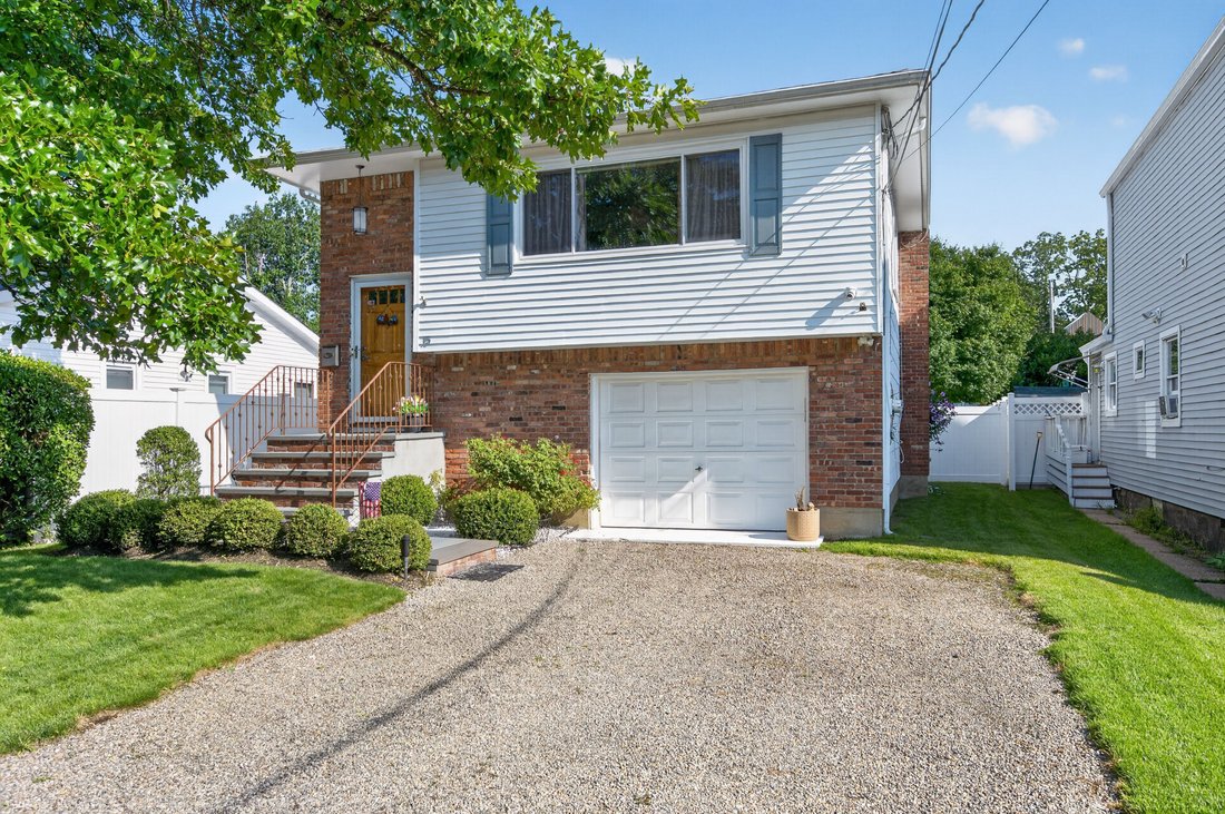 House in Bayville, New York, United States 2 - 18606988
