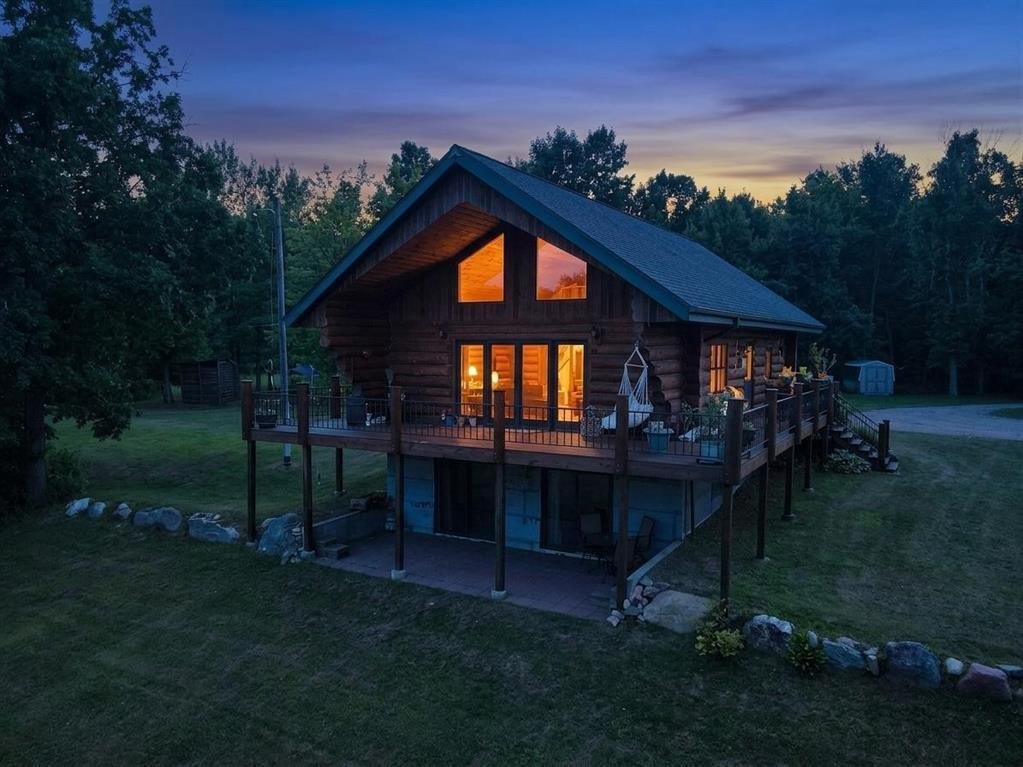 House in Atlanta, Wisconsin, United States 2 - 18629053