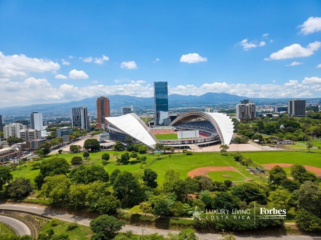 Penthouse in Cinco Esquinas, San José Province, Costa Rica 4 - 18627675