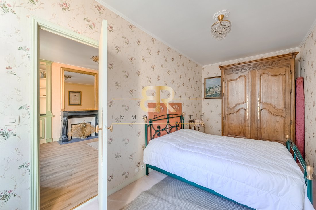 Apartment in Lorette-Martyrs, Paris 9e Arrondissement, Paris 5 - 18628602
