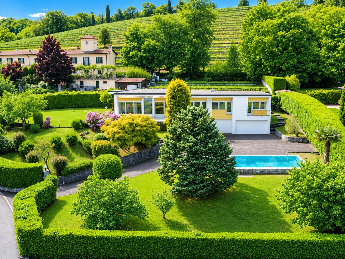 Villa in Stabio, Ticino, Switzerland 1 - 18627942