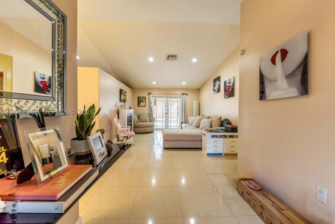 House in Miami, Florida, United States 3 - 18628365