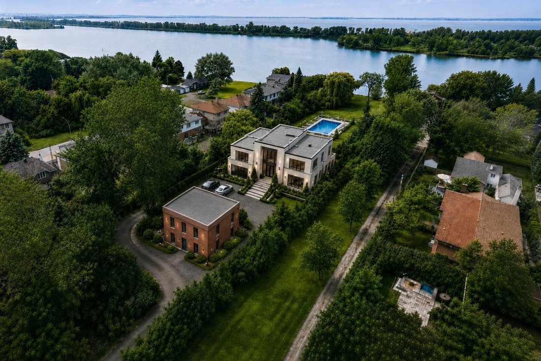 House in Brossard, Quebec, Canada 4 - 18629616