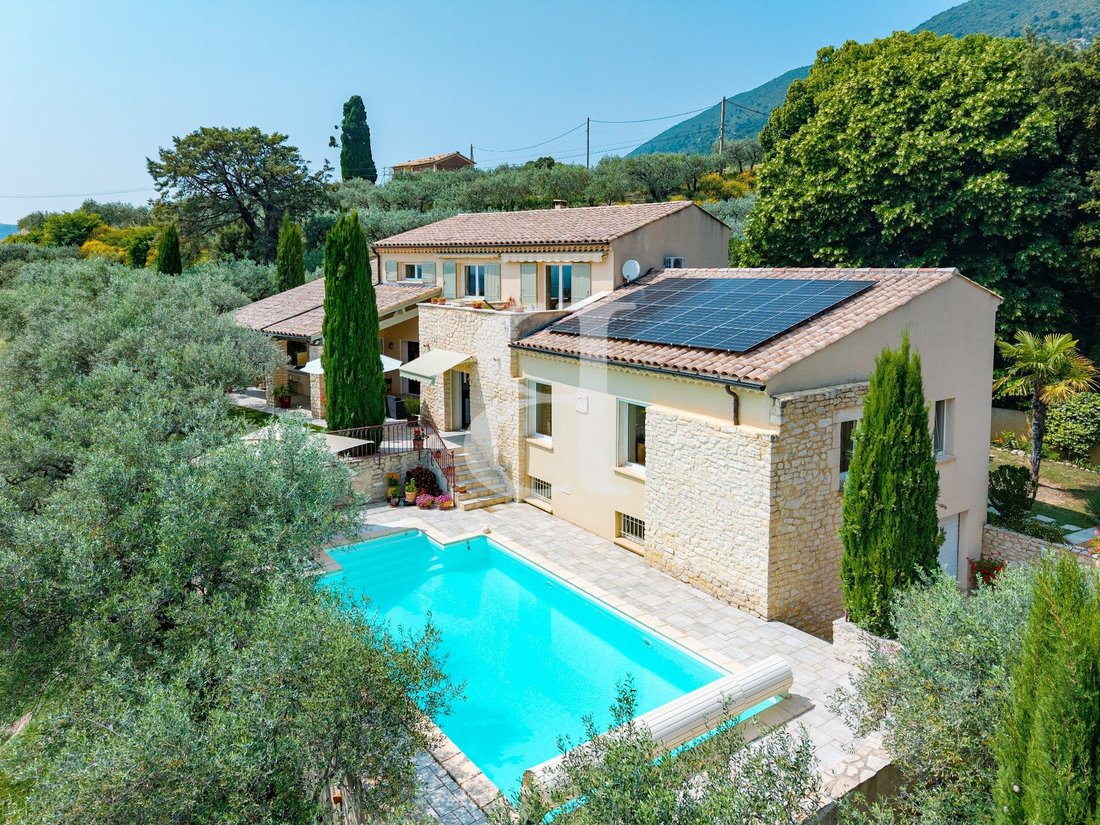 Villa in Centre, Nyons, France 1 - 16838201