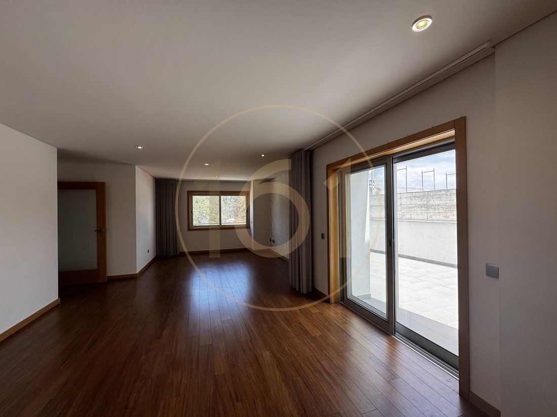 Apartment in Senhora da Hora, Porto District, Portugal 2 - 18629888