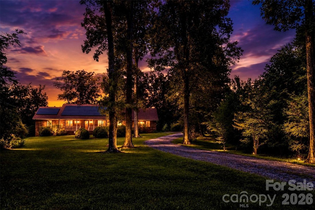 House in Statesville, North Carolina, United States 1 - 17344660