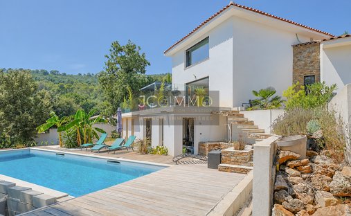 Villa in Garéoult, Provence-Alpes-Côte d'Azur, France 1