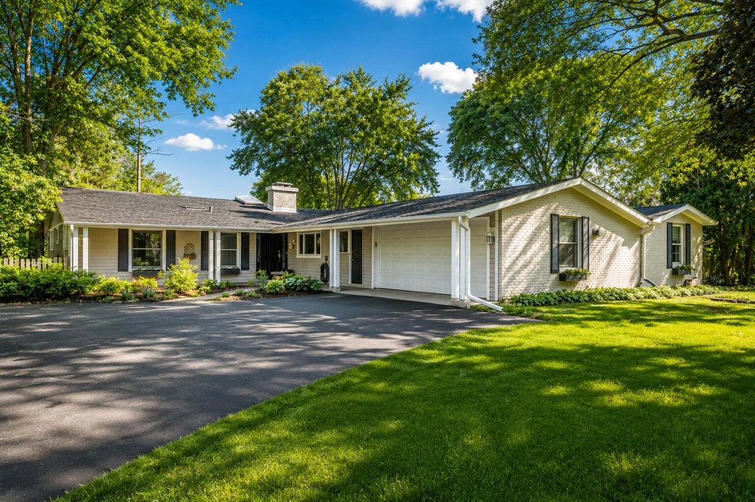 House in Lake Bluff, Illinois, United States 1 - 18628676