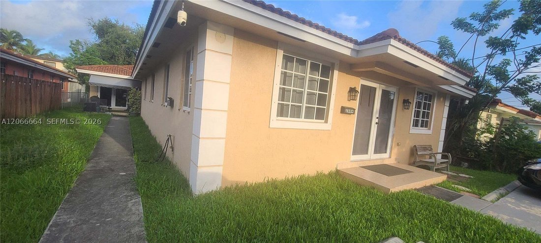 House in Miami, Florida, United States 3 - 18628376
