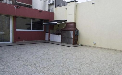 House in Ramos Mejía, Buenos Aires Province, Argentina 1