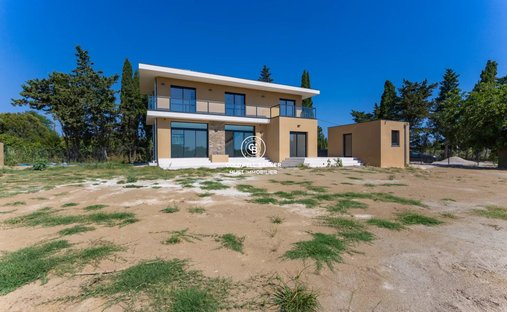 Villa in Saint-Cyprien, Occitania, France 1
