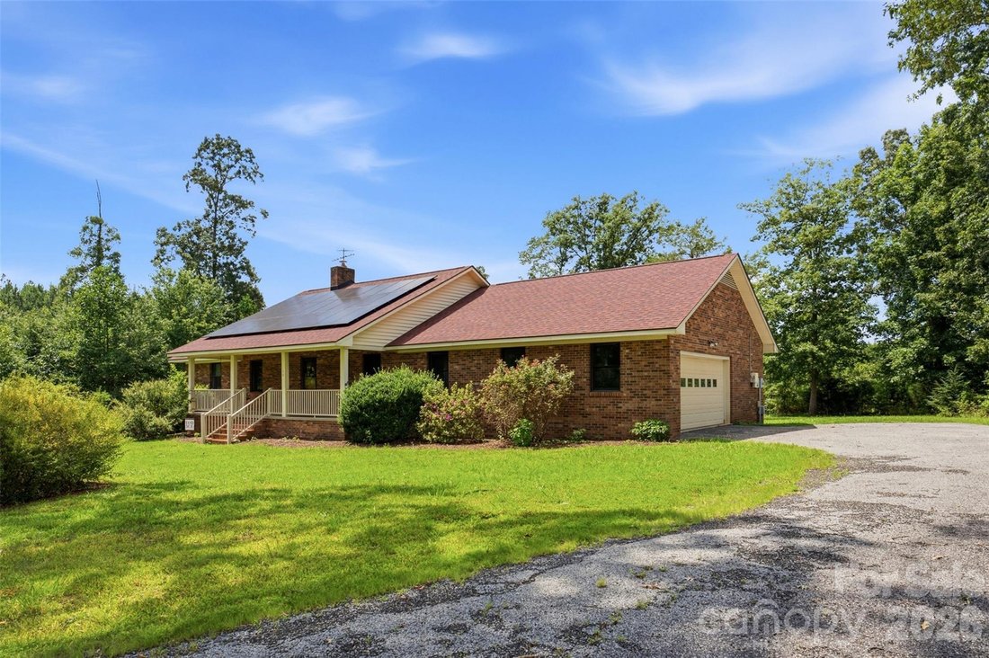House in Statesville, North Carolina, United States 3 - 17344660