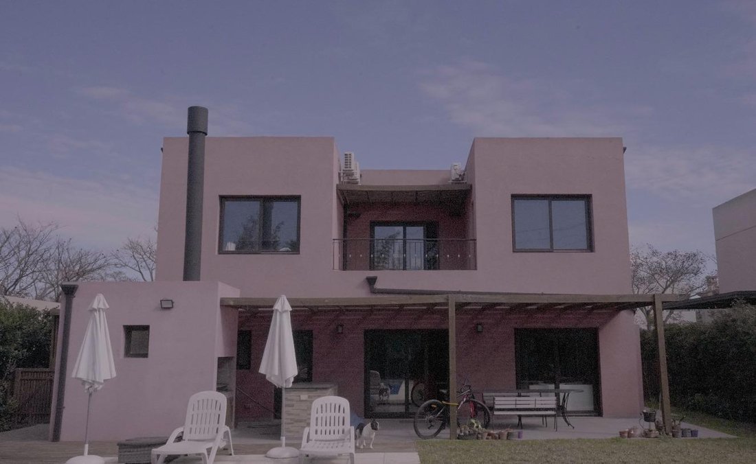 House in Benavidez, Buenos Aires Province, Argentina 2 - 18626063