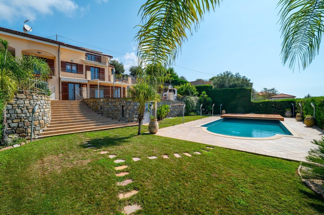 Villa in San Lorenzo - Solaro, Sanremo, Italy 1 - 18630447