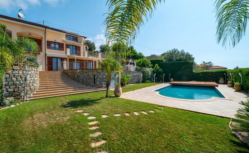 Villa en San Lorenzo - Solaro, Sanremo, Italia 1